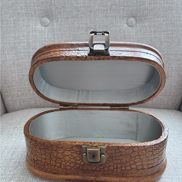 Vintage Storage Box for Jewelry or Watches… - Picture 2 of 7